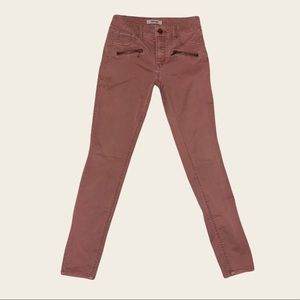 Refuge — Rose + Rose Gold Zippers Skinny Pants